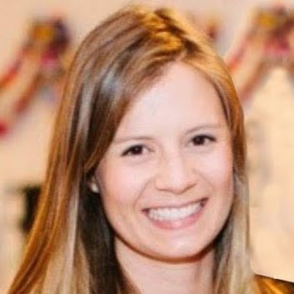 Meet your Posher, Jackie - Picture 1 of 1